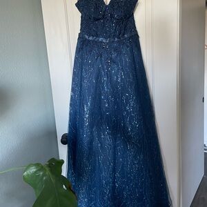 Elegant Strapless Blue Dress